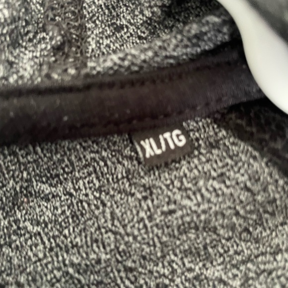 Men’s grey hooded shirt (fits like medium) - Picture 3 of 3